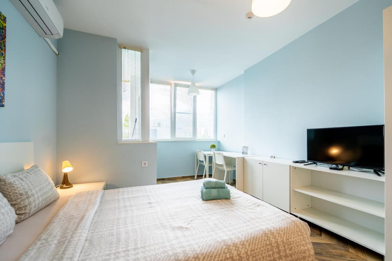 Cozy Little Apartment In Studentski Grad Sofia Luaran gambar
