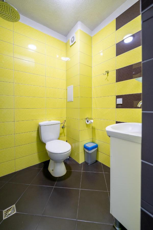 Cozy Little Apartment In Studentski Grad Sofia Luaran gambar